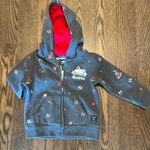 🍁 EUC Never Worn • Holiday-themed Roots Hoodie • 18-24m